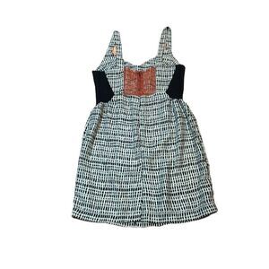 Coral Lace-Back Dress Bar lii, black beige
